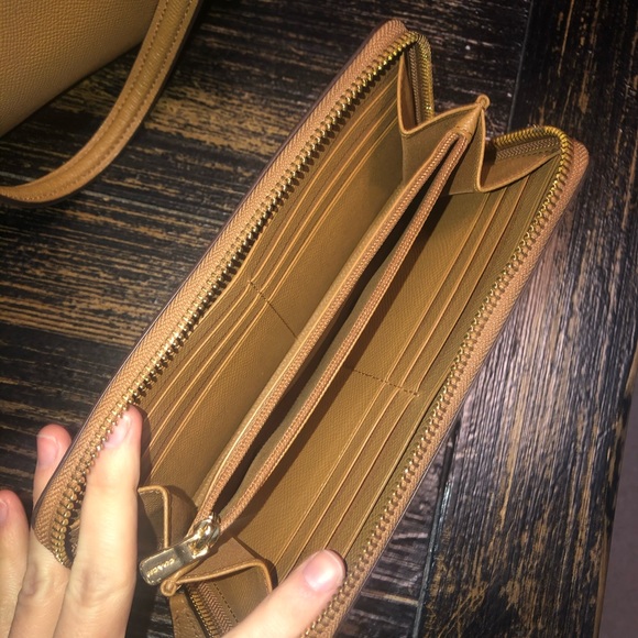 Coach purse and wallet - Picture 3 of 3